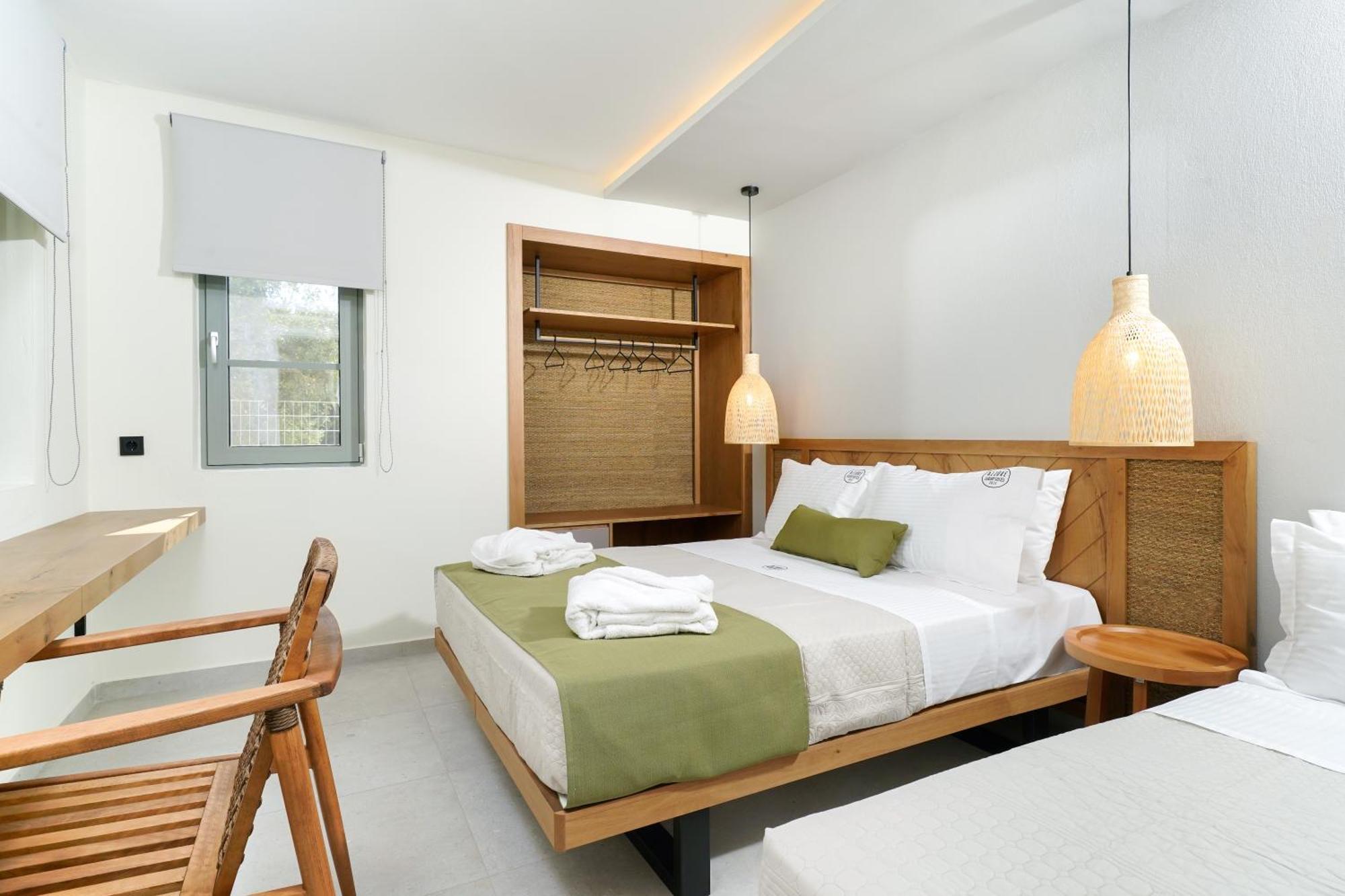 Azzure Luxury Suites Potos Exterior foto